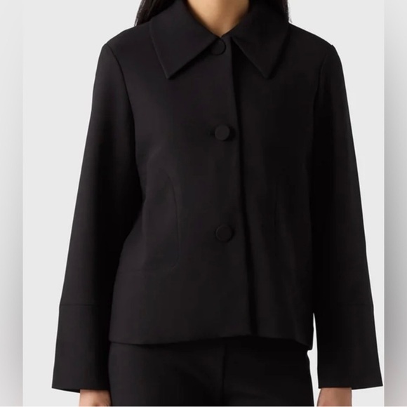Elegant Black Women's Blazer - Picture 2 of 6